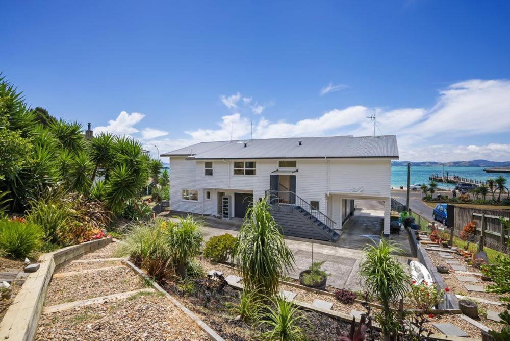 Maraetai Beach Front Resort! מראה חיצוני תמונה